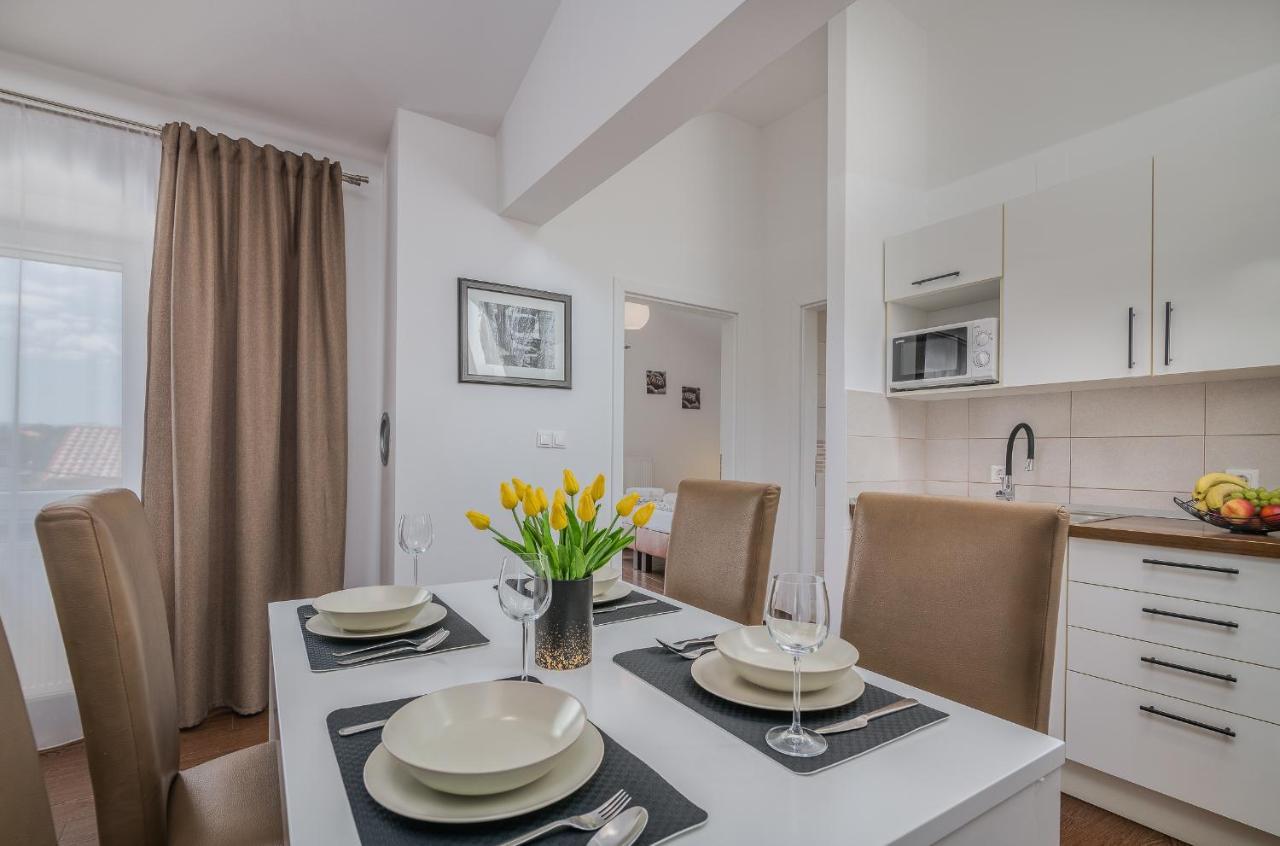 מאלינסקה Apartment Marina מראה חיצוני תמונה